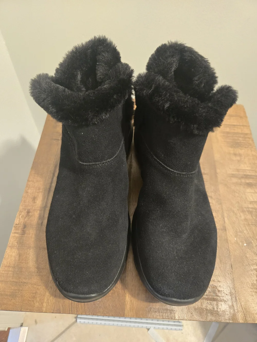 Skechers Black Over-the-Ankle Faux-Fur Boots